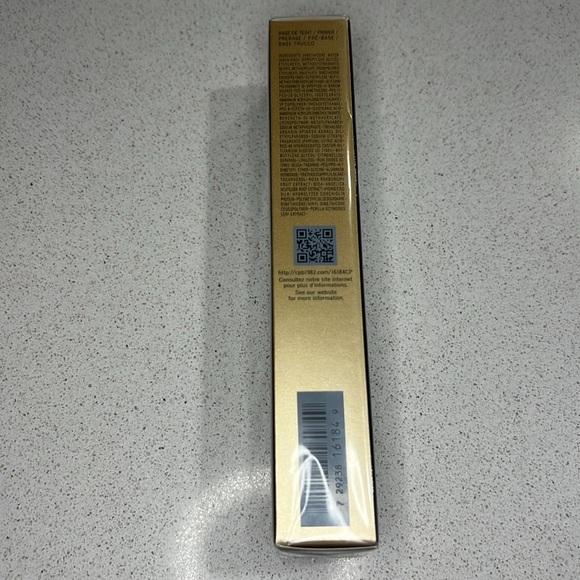 Clé de Peau Beauté - Pore Refining Mattifying Veil | 1.4 OZ - Picture 6 of 7